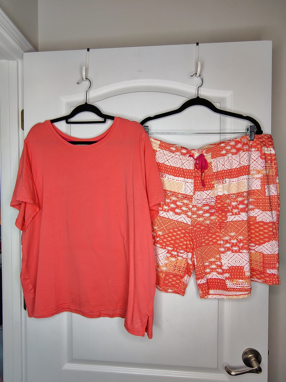 Cuddl Duds Coral Short-Sleeve Top and Patterned Coral-White Shorts Set